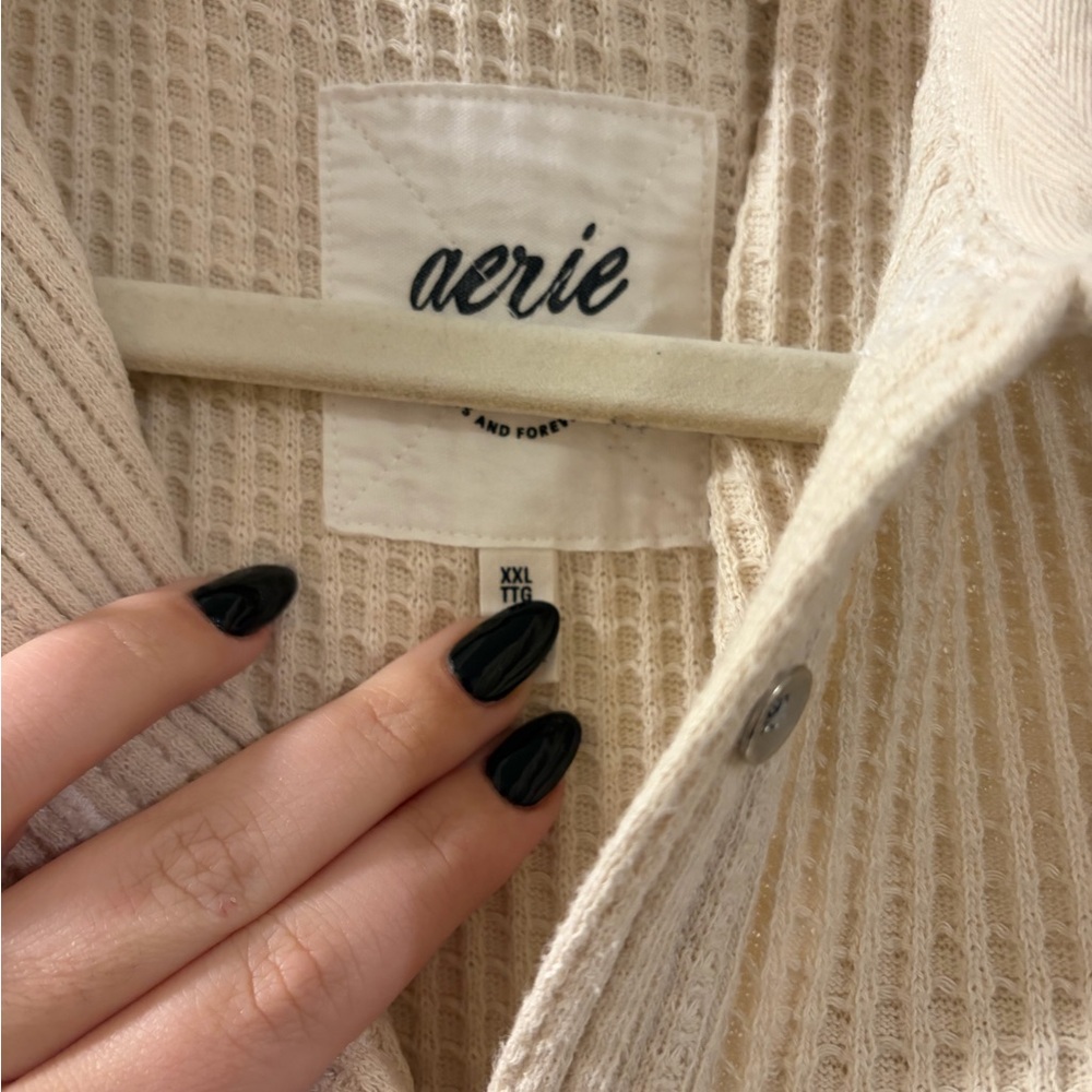 Aerie Women's Cream Button Down Shirt - Picture 3 of 4